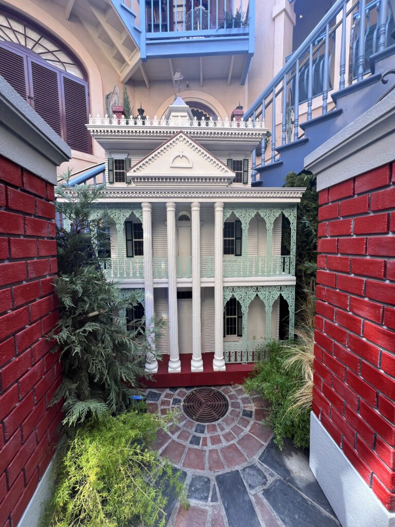 Haunted Mansion model at Club 33